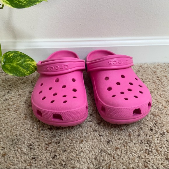 🐊 Crocs - Picture 2 of 6